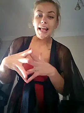 Snapshot of Keli_Jessi chatting on 10/15/25, 06:19 Keli Jessi online show from 10/15/25, 06:19