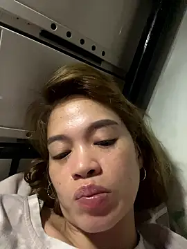 Snapshot of pinay4uwithagoodheart chatting on 01/09/26, 11:24 pinay4uwithagoodheart online show from 01/09/26, 11:24