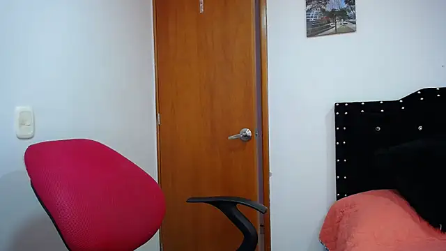 Ursulawhite69 online show from 01/21/25, 08:11