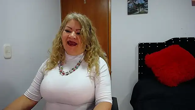 Ursulawhite69 online show from 01/26/25, 03:59