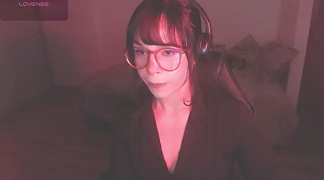 Snapshot of modjo_ chatting on 02/09/25, 06:43 modjo online show from 02/09/25, 06:43