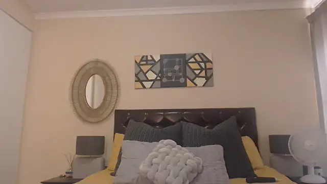 Snapshot of Creamyass22 chatting on 02/28/25, 03:15 Creamyass22 online show from 02/28/25, 03:15