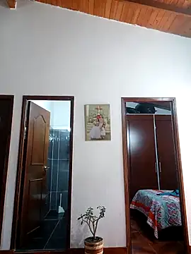 LunaZambrano online show from 05/01/26, 03:05
