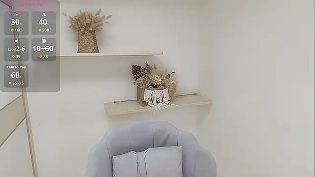 Weiwei mo online show from 10/22/25, 03:56