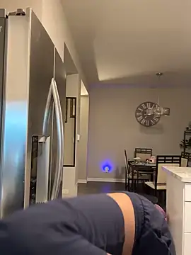 Snapshot of CandyLuxxxx chatting on 12/31/24, 01:15 CandyLuxxxx online show from 12/31/24, 01:15