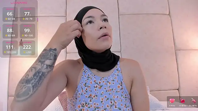 aisha vs online show from 11/13/25, 12:15