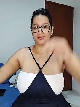 keilymadam online show from 05/22/26, 12:44
