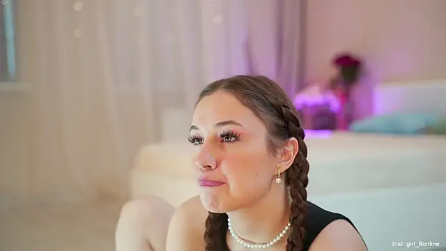 Snapshot of RosyEmily chatting on 02/17/25, 11:44 RosyEmily online show from 02/17/25, 11:44