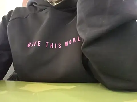 sutgibihatun online show from 10/30/25, 09:00