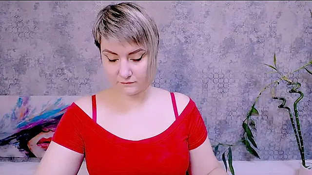 Djullia online show from 10/31/25, 08:15