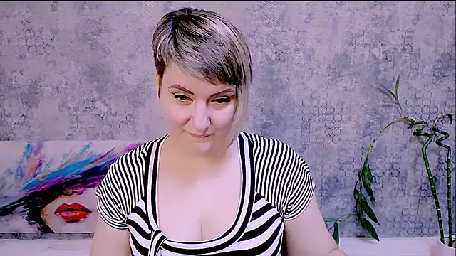 Djullia online show from 11/10/25, 12:48