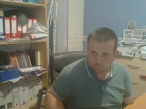 manubm03 online show from 05/06/26, 04:56