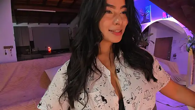 CelesteBreedlove online show from 12/18/24, 12:10