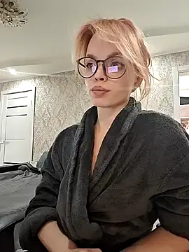 sinteas online show from 01/18/25, 11:00