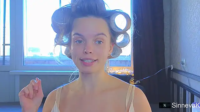 sinteas online show from 09/29/25, 01:05