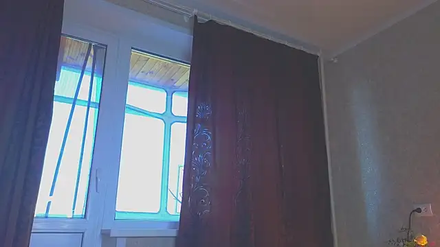 Snapshot of sinteas chatting on 06/18/26, 04:00 sinteas online show from 06/18/26, 04:00