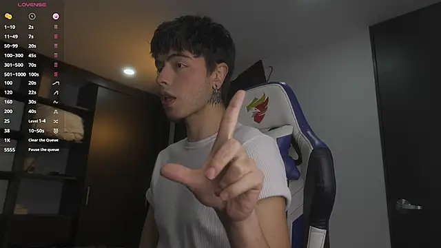  morghan  online show from 10/18/25, 12:35