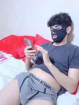 Snapshot of arabqueen chatting on 04/18/26, 06:56 arabqueen online show from 04/18/26, 06:56