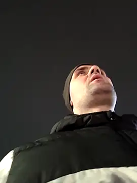 Snapshot of Govora chatting on 02/27/25, 06:09 Govora online show from 02/27/25, 06:09