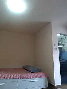 Snapshot of Govora chatting on 03/01/25, 01:51 Govora online show from 03/01/25, 01:51