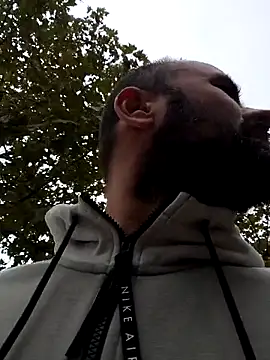 Snapshot of Govora chatting on 10/14/25, 07:42 Govora online show from 10/14/25, 07:42