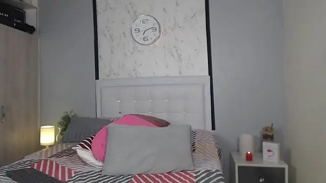 Sofia Blosom online show from 02/14/25, 01:23