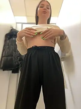 KrisMagnoly online show from 12/16/24, 04:16