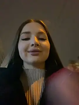 KrisMagnoly online show from 02/26/25, 04:14