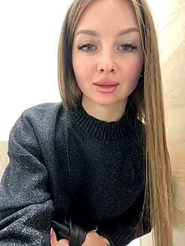 KrisMagnoly online show from 09/24/25, 05:05