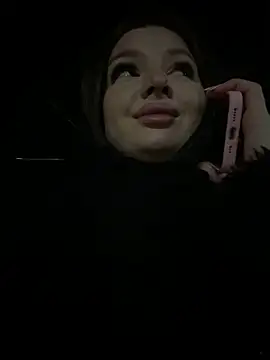 KrisMagnoly online show from 11/21/25, 03:00