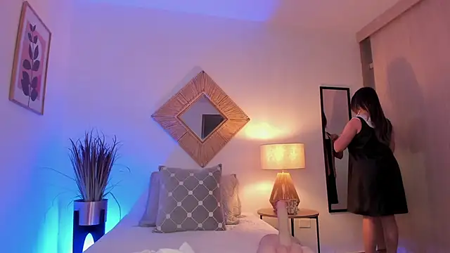 Snapshot of Antonellachic73 chatting on 10/10/25, 12:20 Antonellachic73 online show from 10/10/25, 12:20