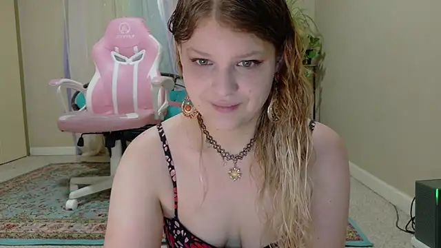 Emihaze online show from 04/24/26, 04:42