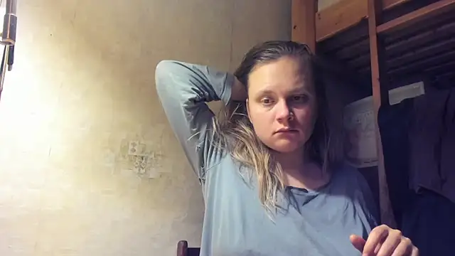 Snapshot of FrumCake chatting on 03/01/25, 02:26 FrumCake online show from 03/01/25, 02:26