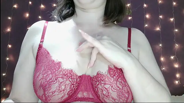 Snapshot of L1saAl1sa chatting on 01/14/26, 05:24 L1saAl1sa online show from 01/14/26, 05:24