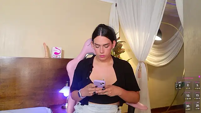 Snapshot of dojacandice chatting on 03/23/26, 04:55 dojacandice online show from 03/23/26, 04:55