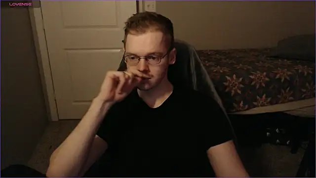 Snapshot of doloresman chatting on 02/27/25, 10:15 doloresman online show from 02/27/25, 10:15