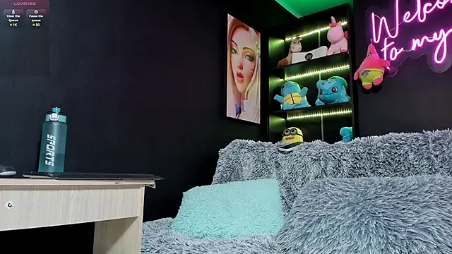 Snapshot of Katiehill_1 chatting on 03/18/25, 03:10 Katiehill 1 online show from 03/18/25, 03:10