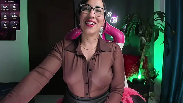 Snapshot of Katiehill_1 chatting on 11/29/25, 12:35 Katiehill 1 online show from 11/29/25, 12:35