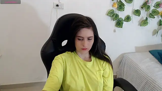 tania sweet   online show from 01/14/25, 05:12