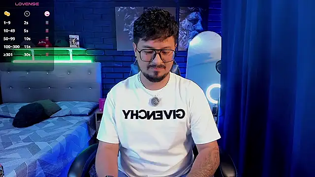 DaviidEvans  online show from 06/27/26, 07:02