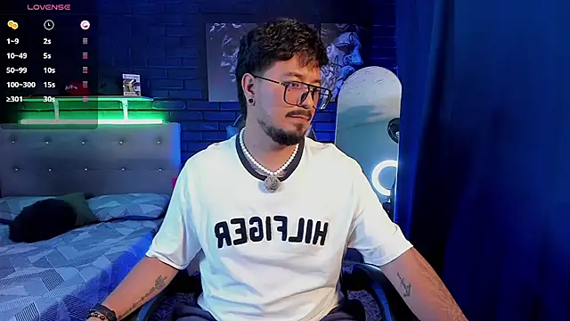 DaviidEvans  online show from 06/28/26, 01:55