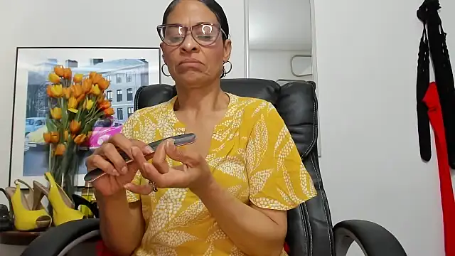 Aries Mature online show from 12/02/25, 04:24