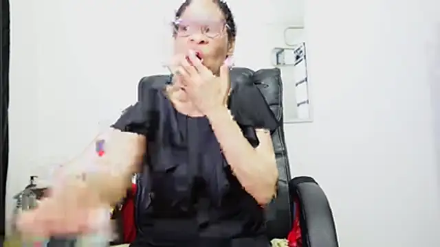 Aries Mature online show from 06/12/26, 04:33