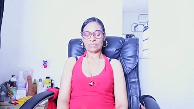 Aries Mature online show from 06/25/26, 05:12