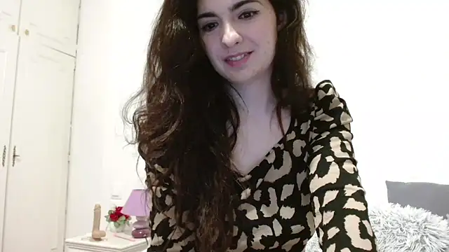 desirmiss1 online show from 06/06/26, 07:02