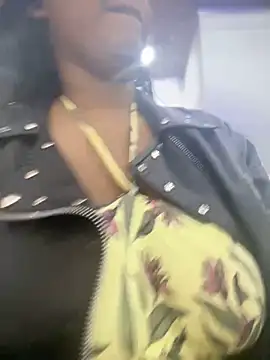 Tayra Siny online show from 02/12/25, 01:37