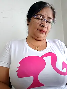 Snapshot of __valentina18 chatting on 01/22/25, 01:11   valentina18 online show from 01/22/25, 01:11