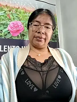   valentina18 online show from 04/06/26, 01:01