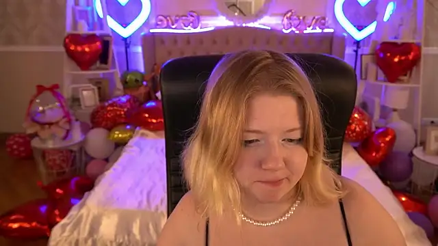 Tinker Belll online show from 02/28/25, 05:48