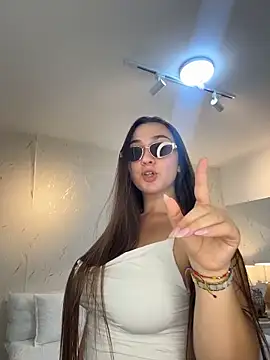 ava blue online show from 06/26/26, 07:40